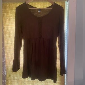 Old Navy Brown maternity top size medium